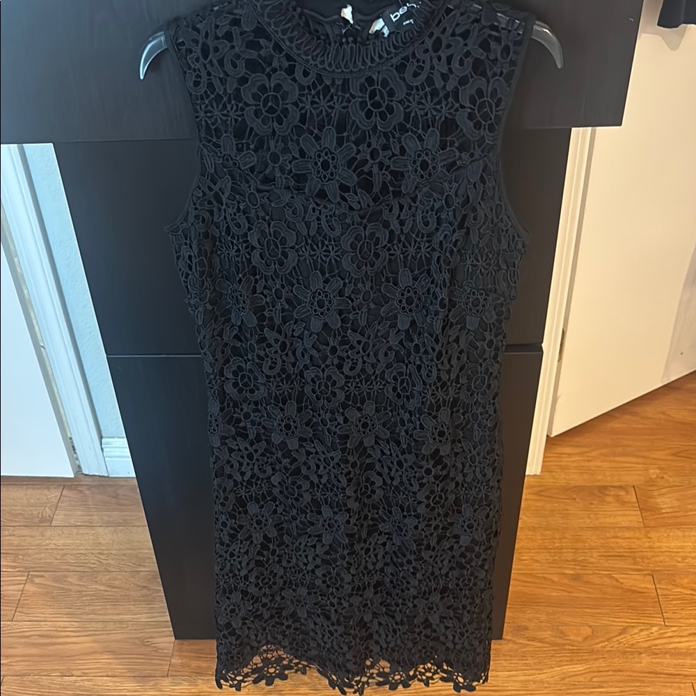 Bebe Black Sleeveless Lace Dress
